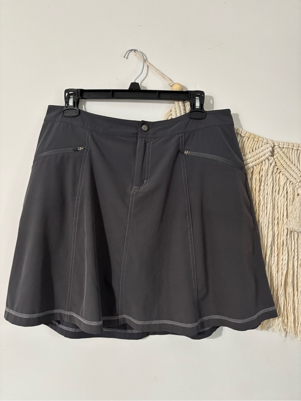 Title Nine Women's Dark Gray Skort with Zip Pockets